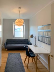 stay4business | Wohnen auf Zeit | voll moeblierte Wohnung in Mannheim | Arbeitszimmer